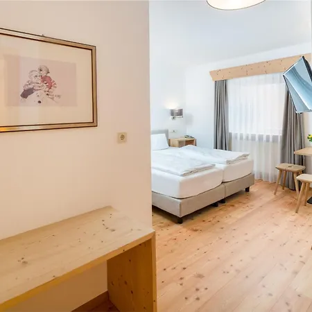 Greif 3* Malles Venosta